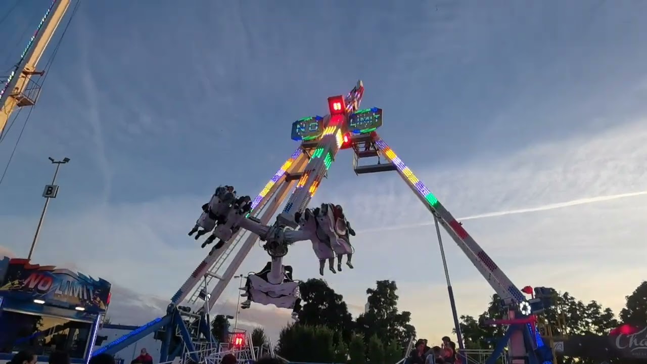 Manège No Limit - Fête Foraine Orléans 2025