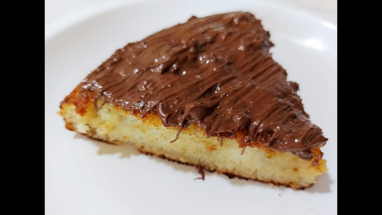 Tort cu banane, la tigaie- Reteta faimoasa, cu numai 10 Ron .