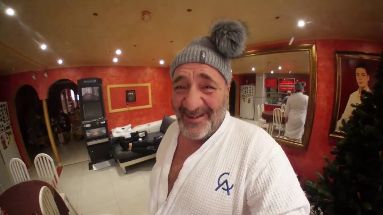 Oconasii nervosi, probleme financiare, Craciunu pe noi!