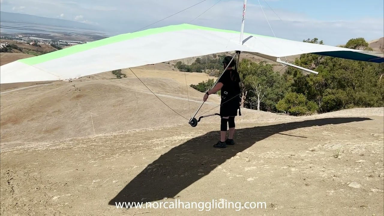 Chris Cooley and Luke Whitaker completing H2 flying requirements