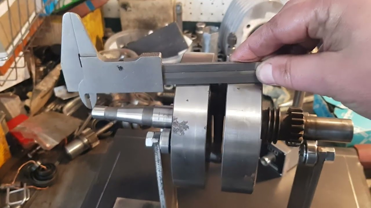 centratura imbiellaggio con comparatore