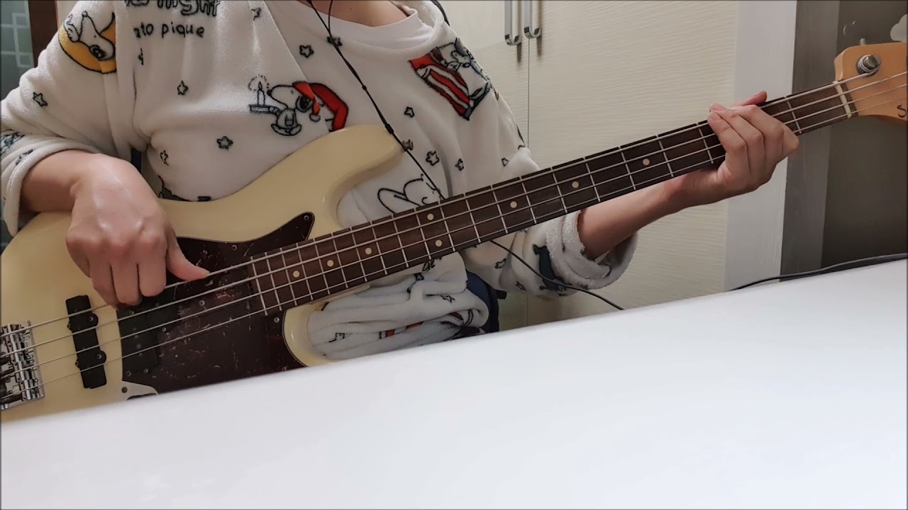 Barbra Streisand - Woman In Love (bass cover)