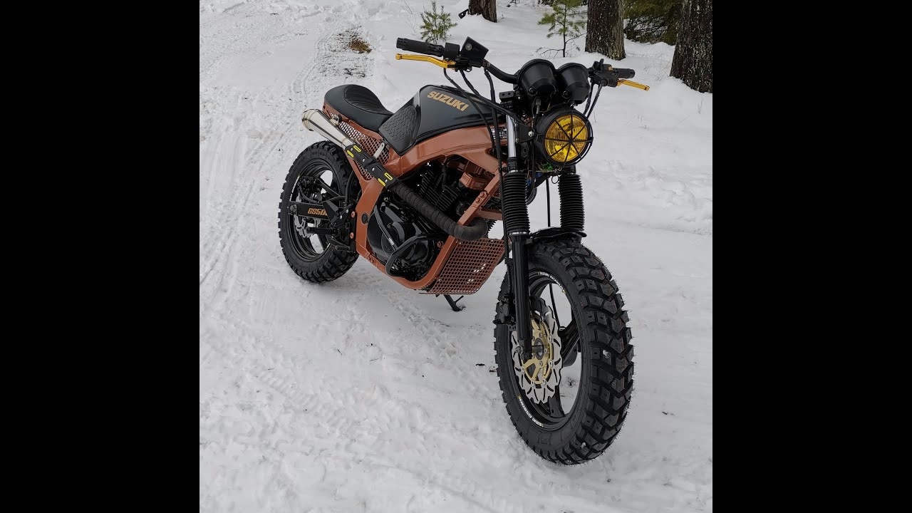 Suzuki GS500 E, how to build Scrambler style, two different