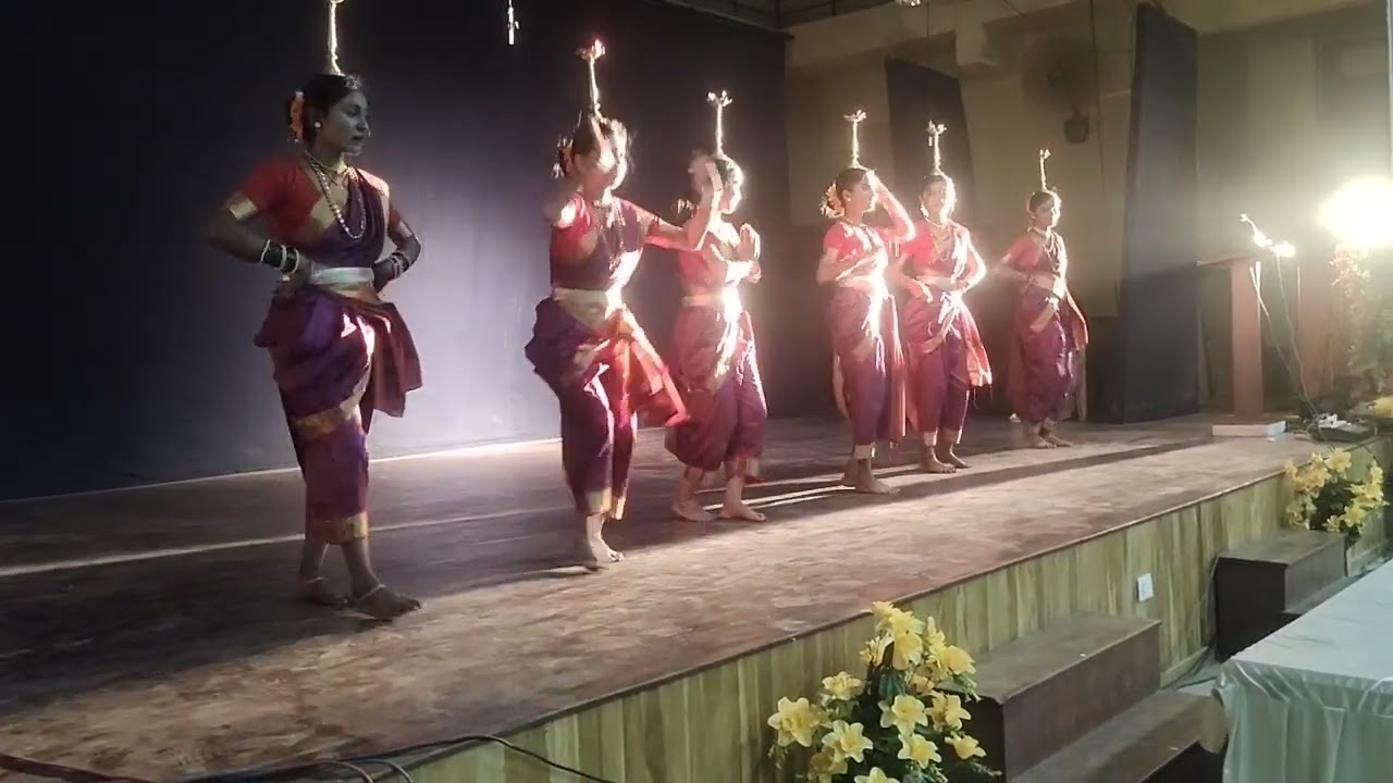 kplapuri dansc@Mirzasgame #dance #kolapuri #Maharashtra #dance #marathi