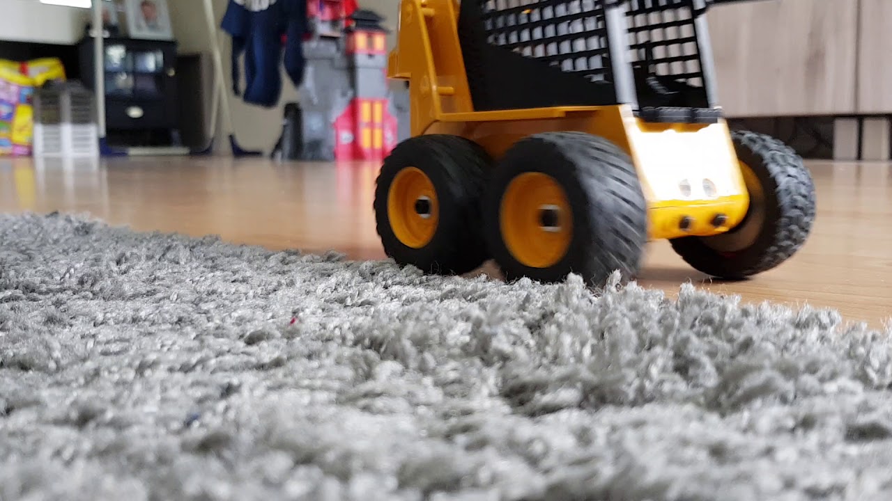 Bruder CAT Compactlader testrun without bucket