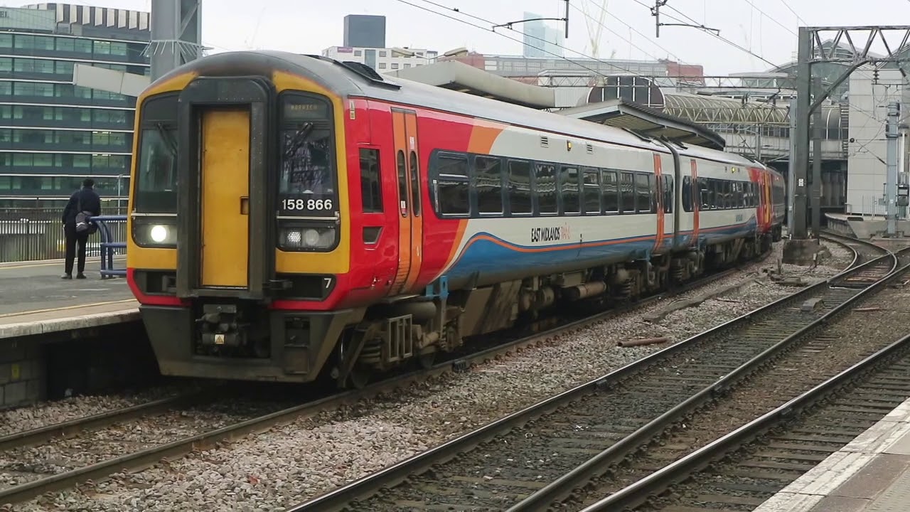 Trains at Manchester Piccadilly 11/04/18
