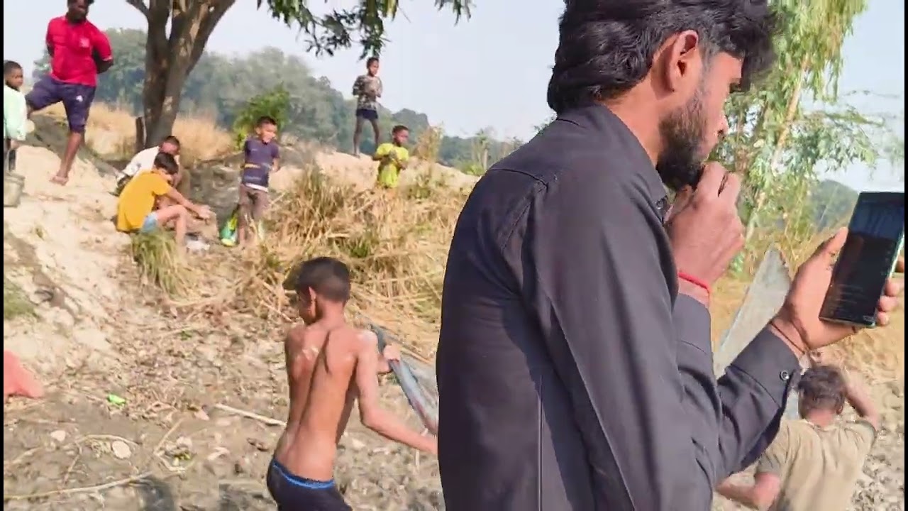 मछली मारने का देसी जुगाड़ मछली नहीं मनछली है Ramesh Janghai