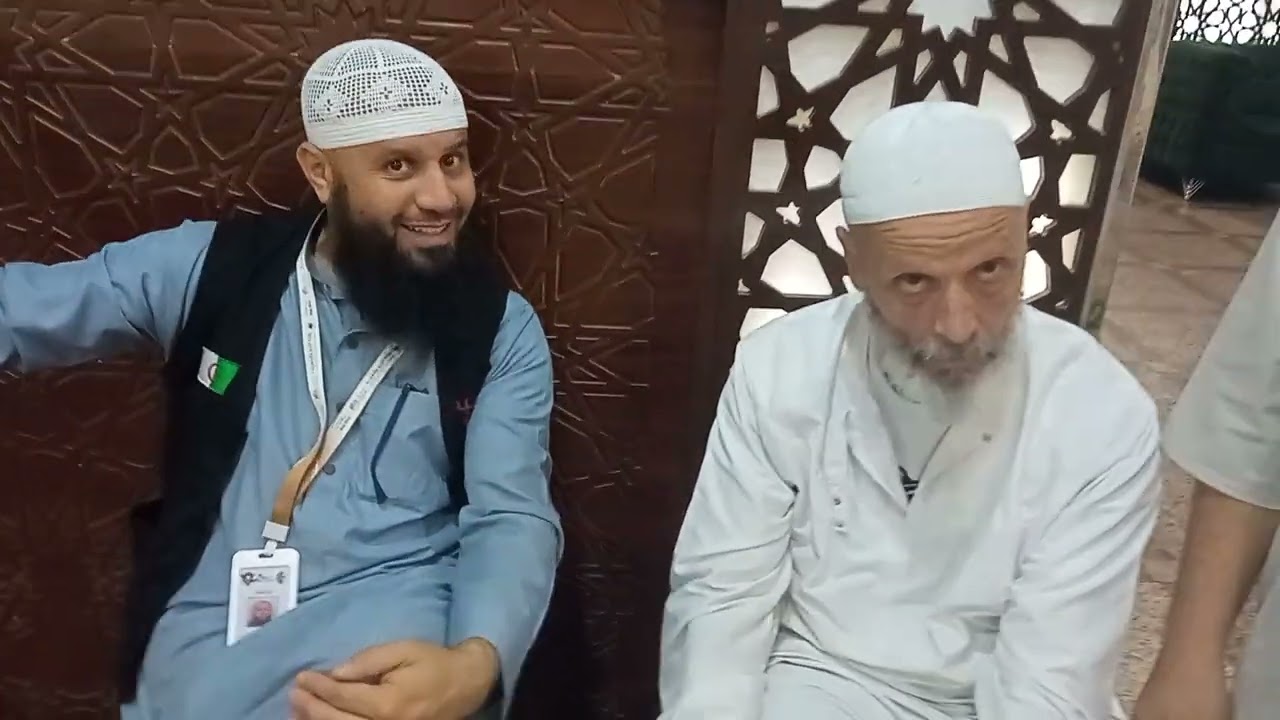 فندق زوار البيت،زوار البيت من الداخل،موقعه،شهادةمرشد،مساخة الاستقبال،وزعو الفديو واعجاب لكي لا يخضر