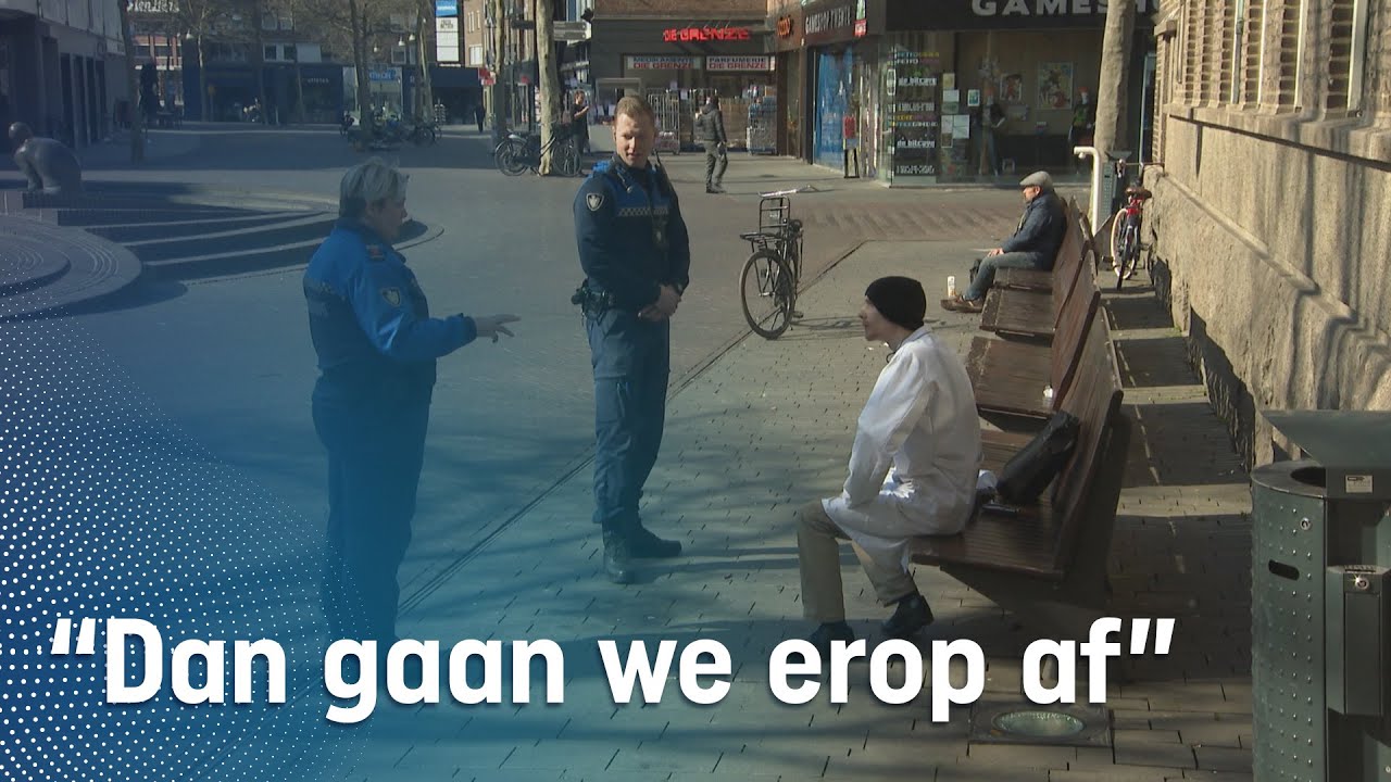Handhavers pakken mensen aan die coronamaatregelen overtreden | RTV Oost
