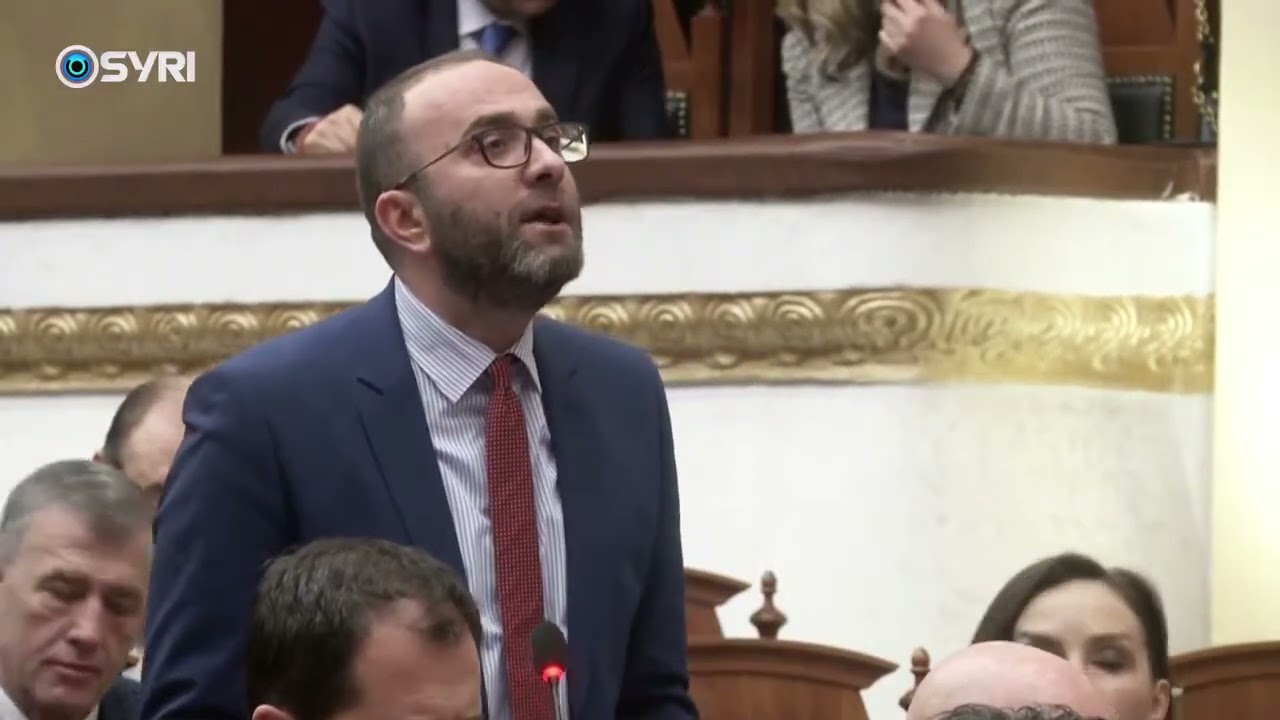 Bardhi tregon fotot: Pse Kosova është në Davos dhe Edi Rama jo?