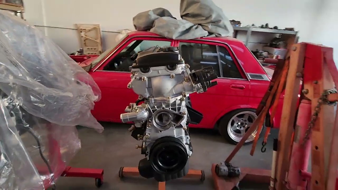 datsin motorsports datsun shop walk around