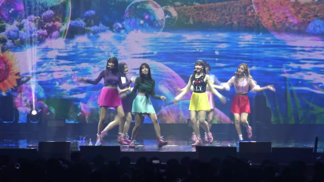 180901 "귀를 기울이면"(Love Whisper) @ Season of Gfriend in Hong Kong 2018 [Fancam]