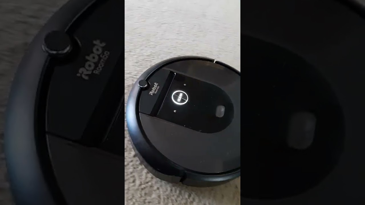 Roomba i7 with Clean Base Automatic Dirt Disposal