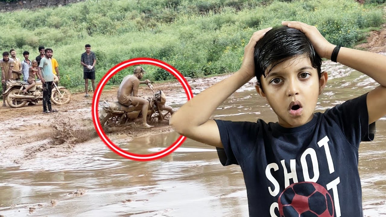 Crazy off-roading in Mud | Yaatri