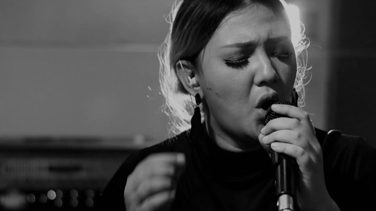 Agis Kania  - studio experience trailer
