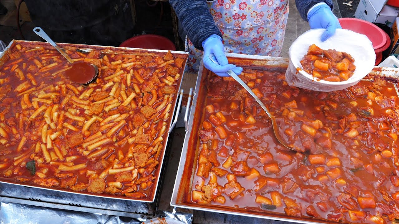 떡볶이 판이 무려 3개? 역대급 스케일! 맛있는거 다있는 오일장 분식집, 순대, 튀김, 호떡 / tteokbokki / korean street food