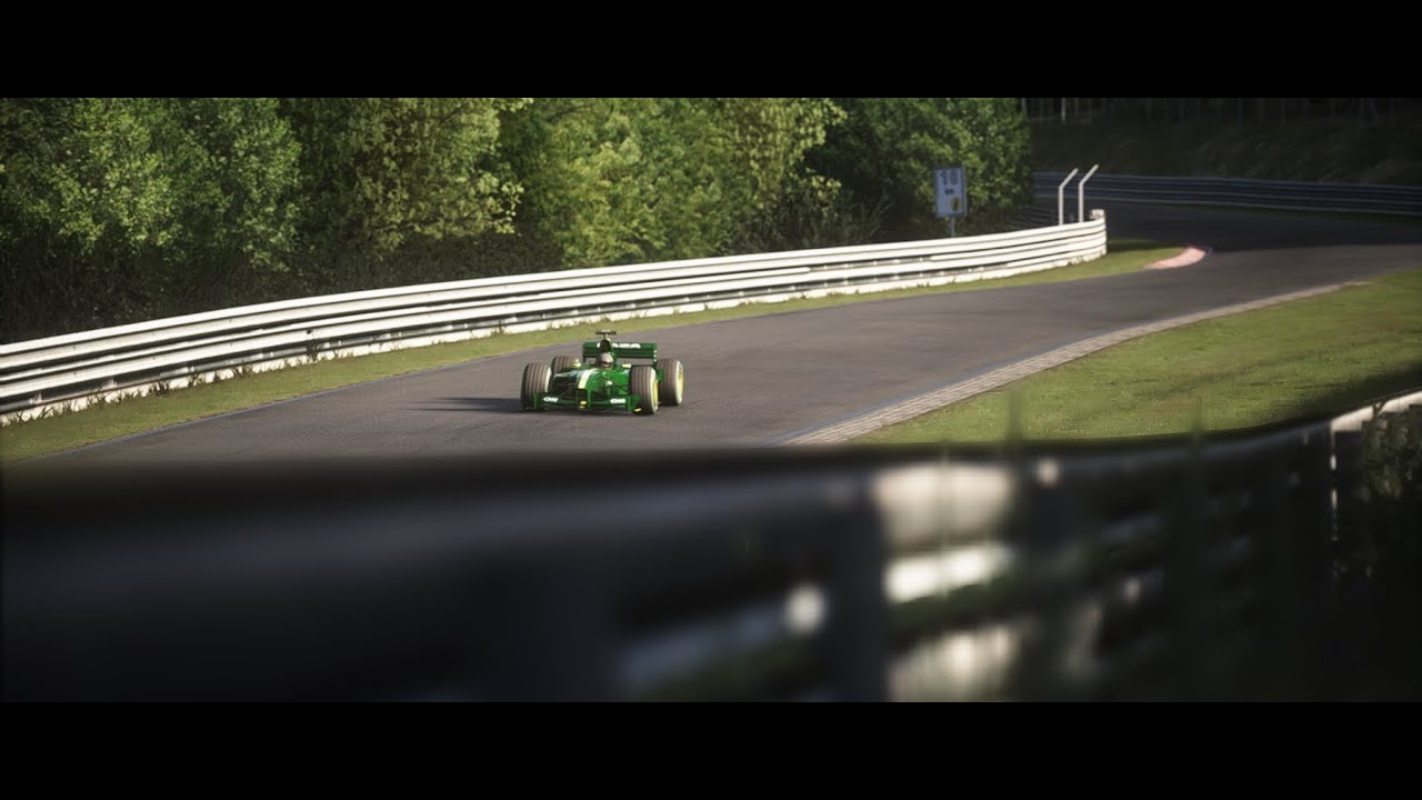 Immersive lap on Nordschleife with a Formula 1 v10