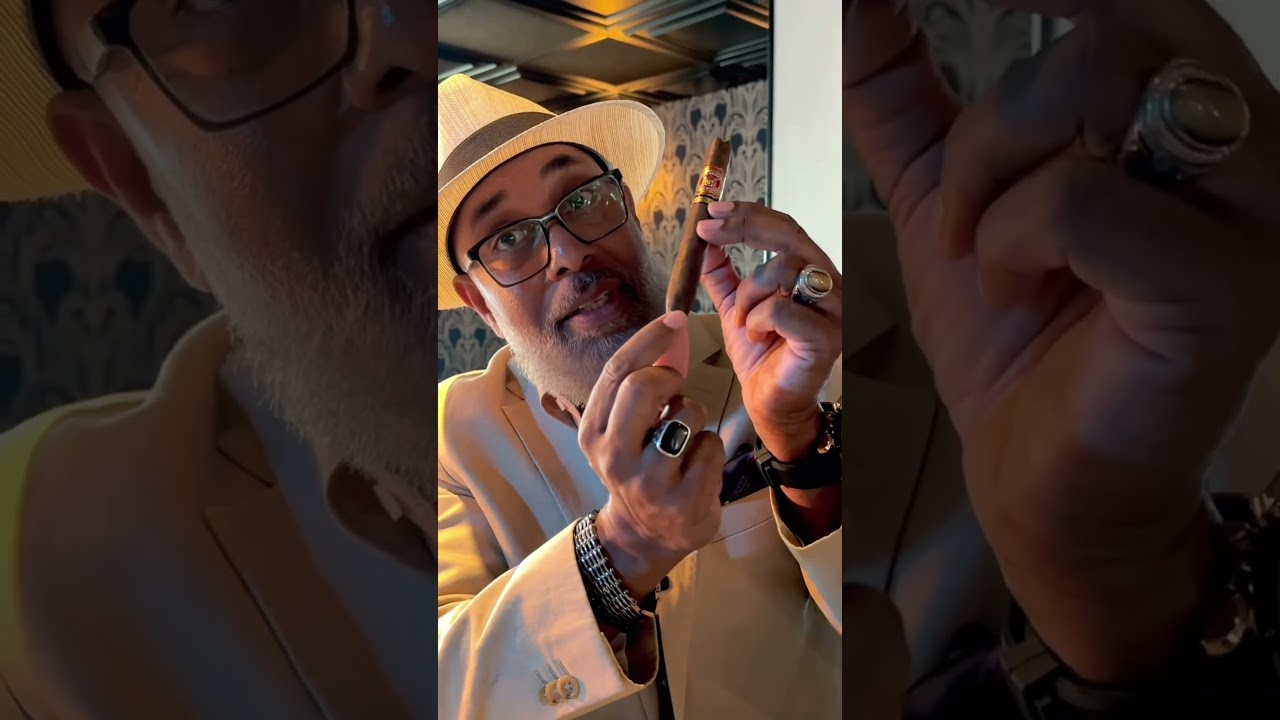 How to light this type of Cigar? #cigarsmoker #cigarshow #howto