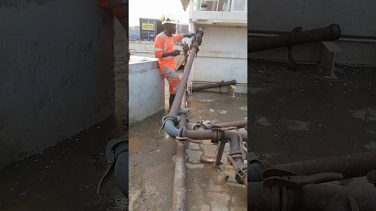 Diaphragm wall: Installation of control valve and pipe in desanding plant