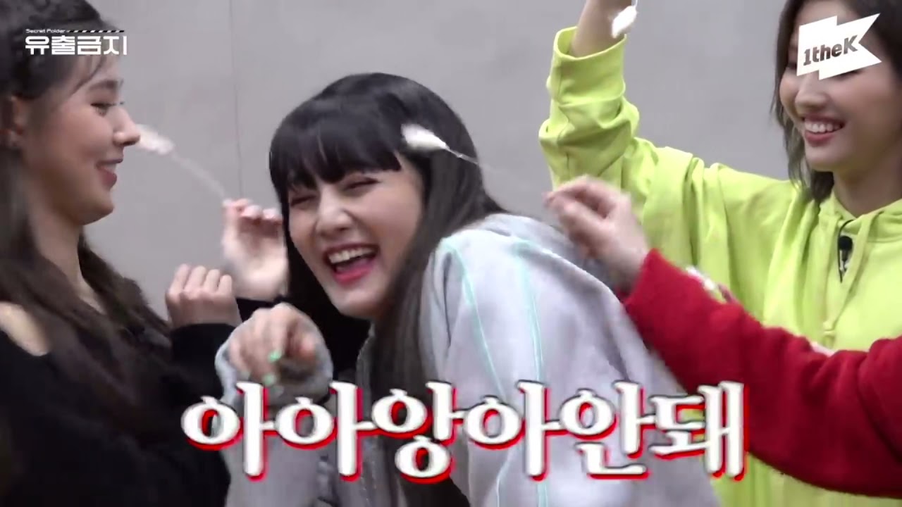 K-pop girls group tickling collection (SNSD/(G)I-DLE)