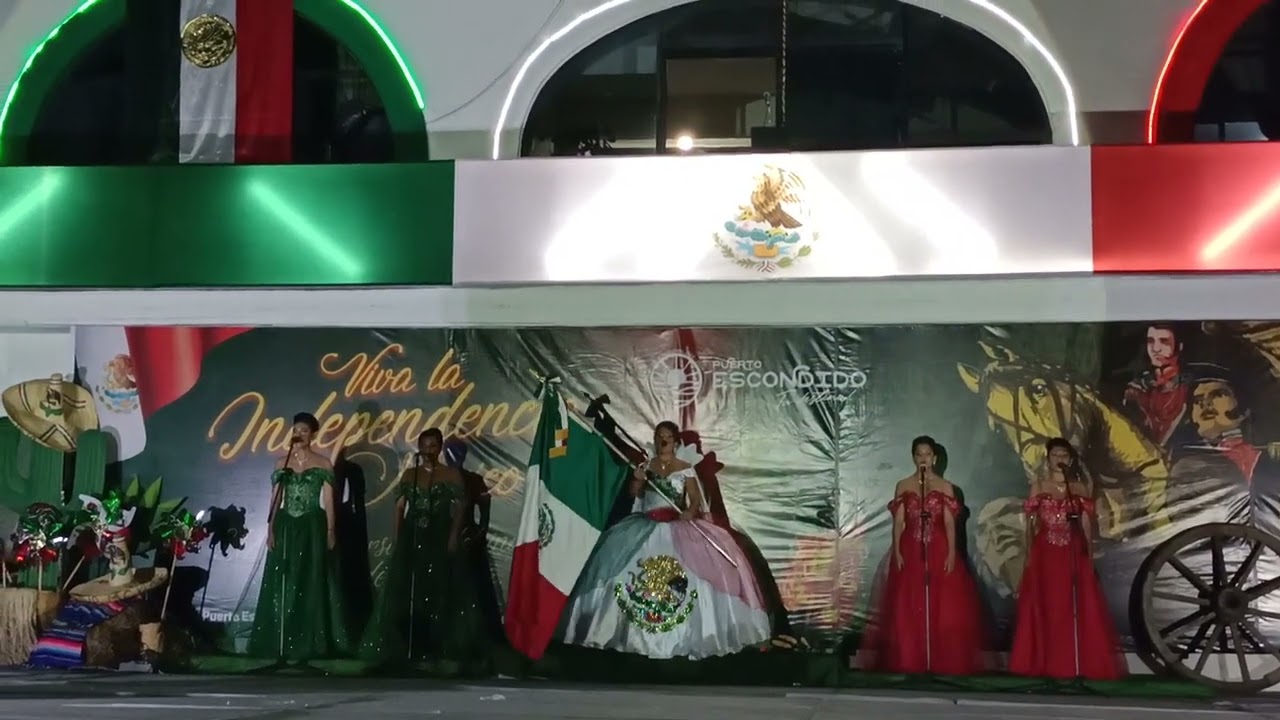 Grito de Independencia en Puerto Escondido, Oaxaca. Viva México 15 de Septiembre 2022