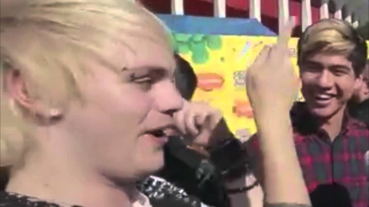 Michael Clifford - Don't Go Breaking My Heart
