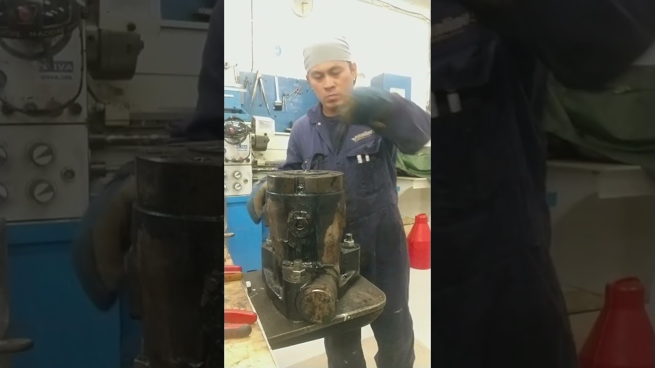 dismantling fuel pump Man 9L 48/60 stroke #youtuber #buhaymarino #makinista