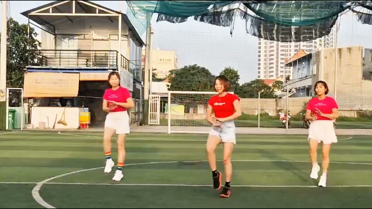 Nhảy shuffle dance 