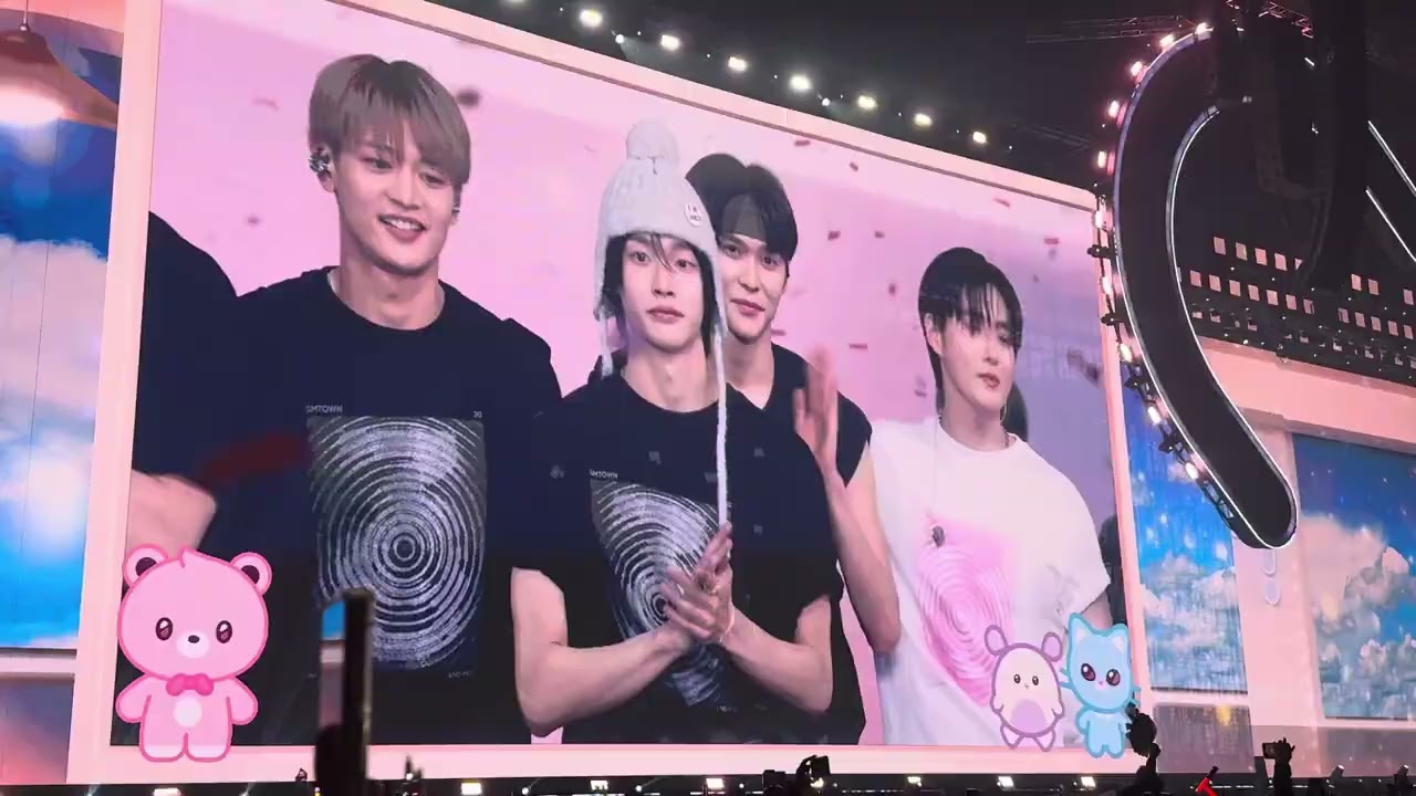 250112 SMTOWN Live 단체 빛 Hope - 토롯코영접 대환장 영상 feat. 재민 천러 기념사진