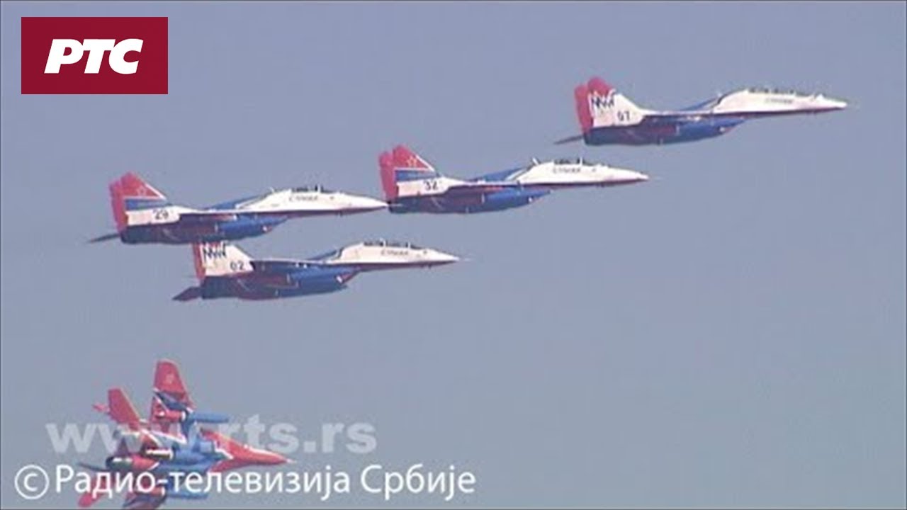 Akro-grupa “Striži“ sletela u Beograd