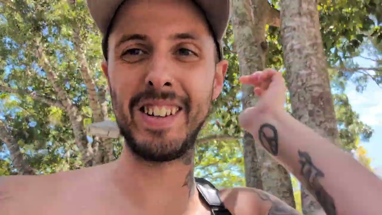 Surfing in Noosa! | DITL Australia Vlogs