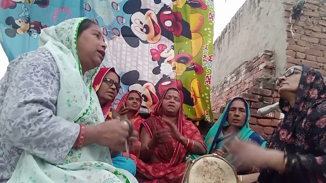 Main to Radhe Radhe gaon Shyam Teri galiyon mein