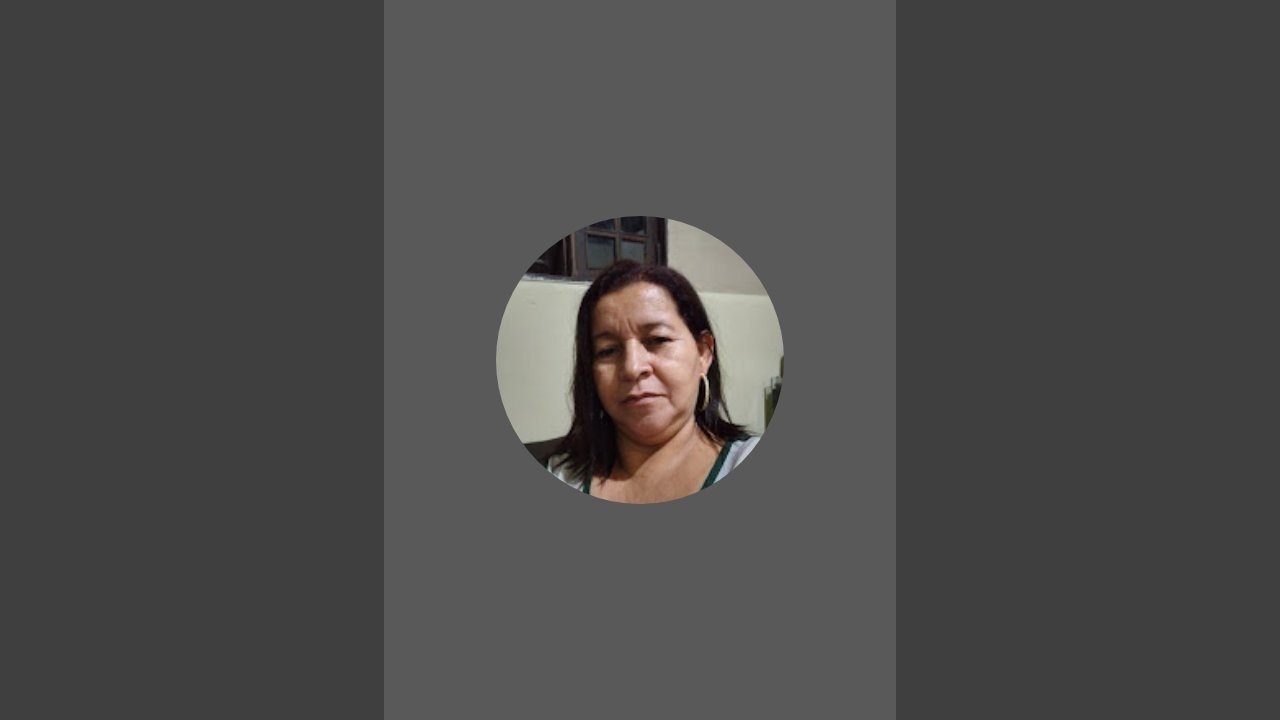titia faxineira de tudo um pouco está ao vivo!