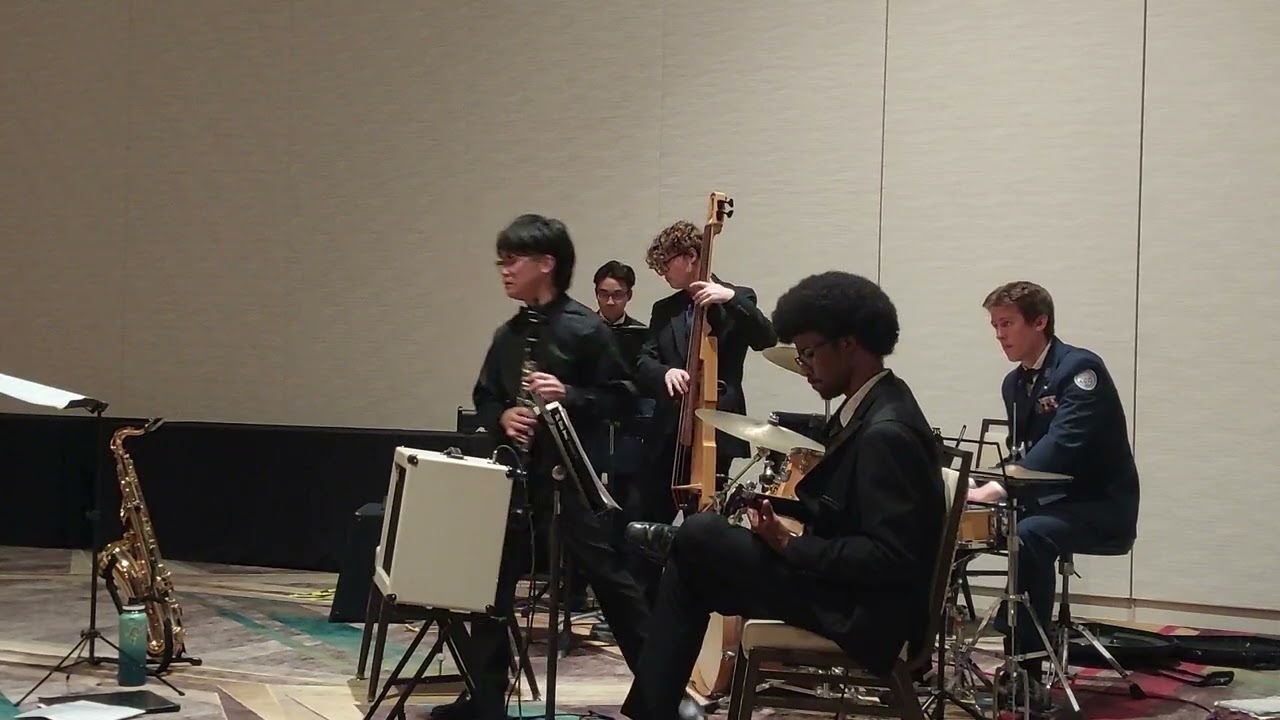 VMHS Jazz Combo - Blue Bossa (w/ clarinet)