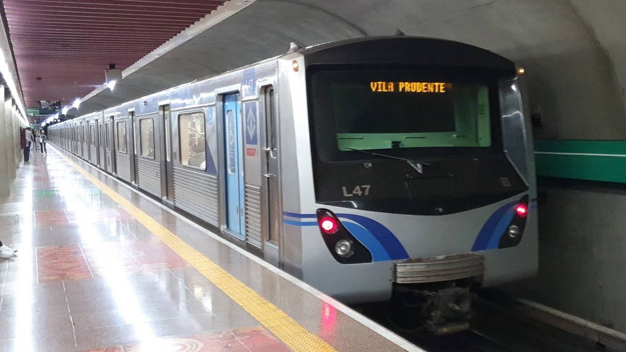 TUE Frota L (L47) Operando na Linha 2 Verde | Trem na esta&ccedil;&atilde;o Trianon Masp