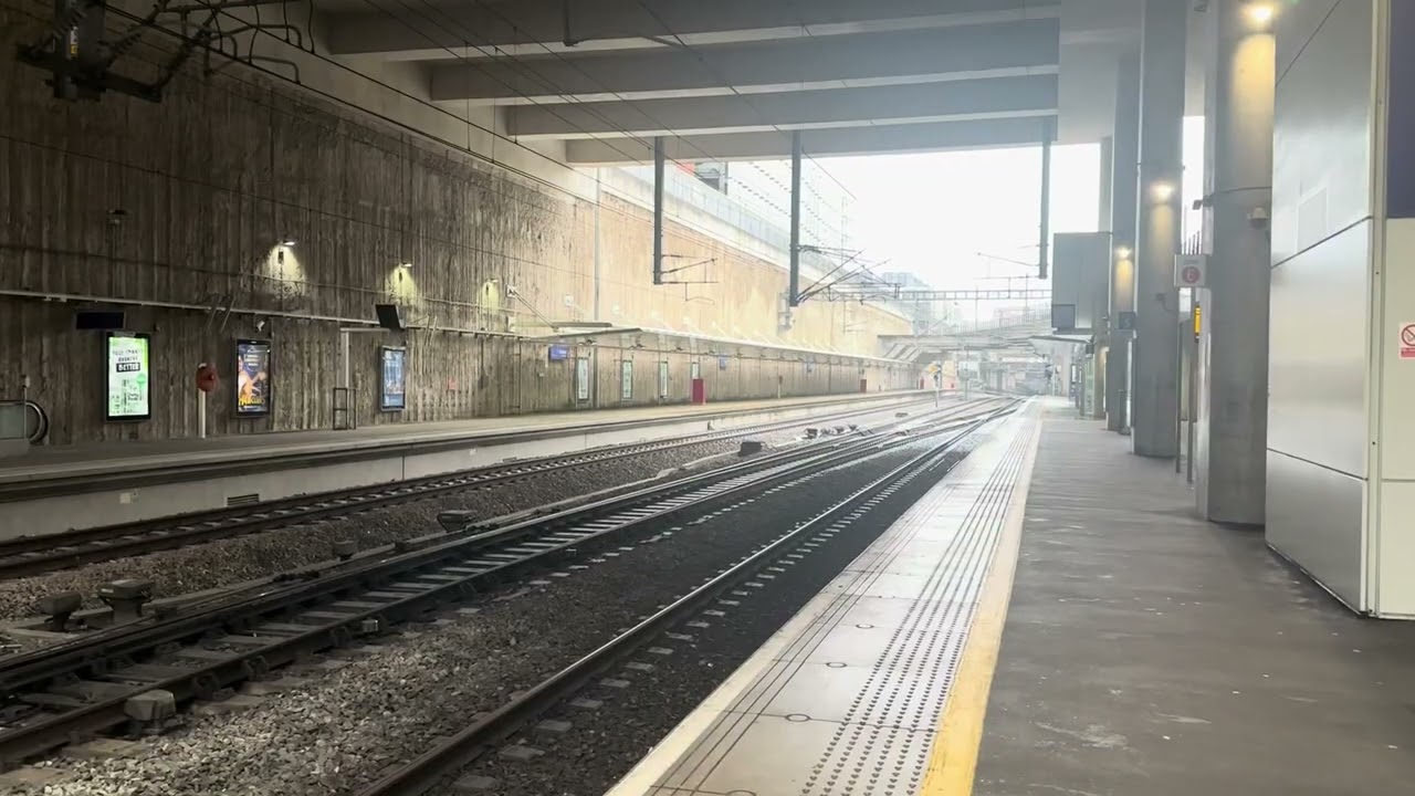 ￼ i’m going to my son. London is morning time. ￼ thank you please my channel support 🇧🇩👍🙏￼￼
