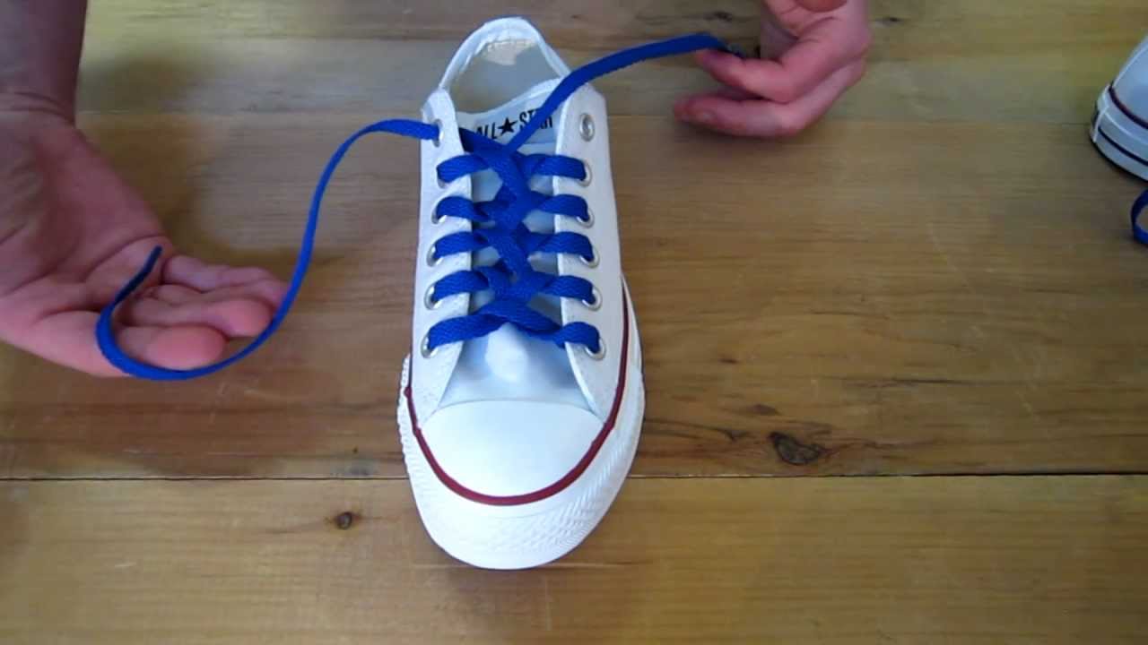 How to Zipper Lace Chuck Taylors