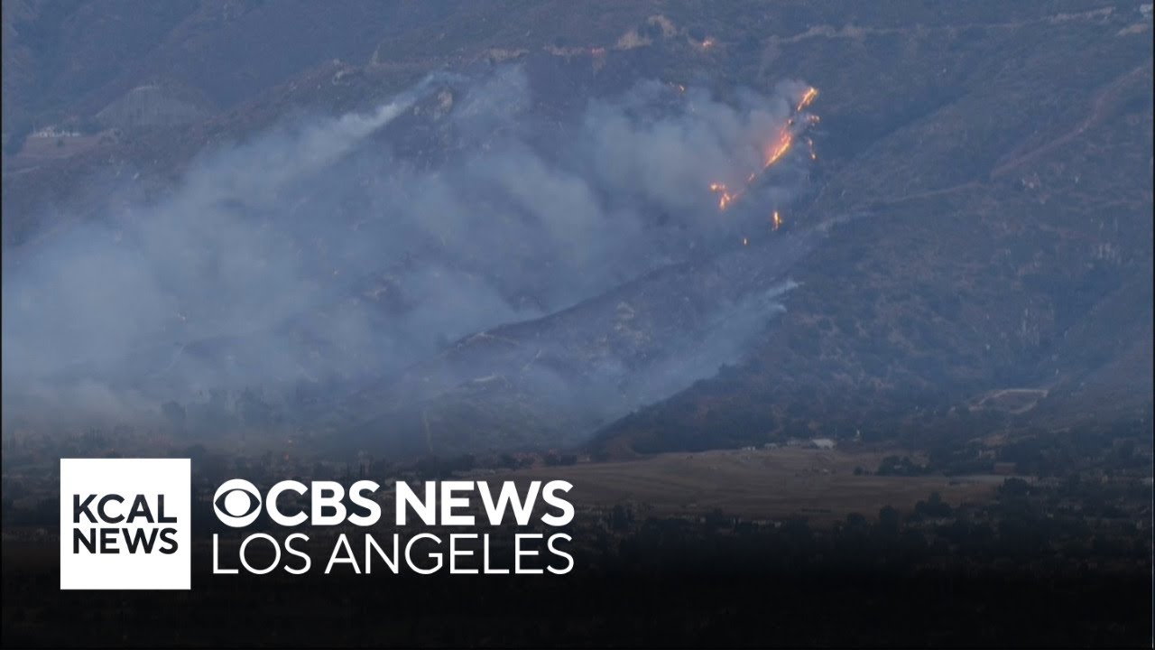Macy Fire scorches the hillside above Lake Elsinore homes