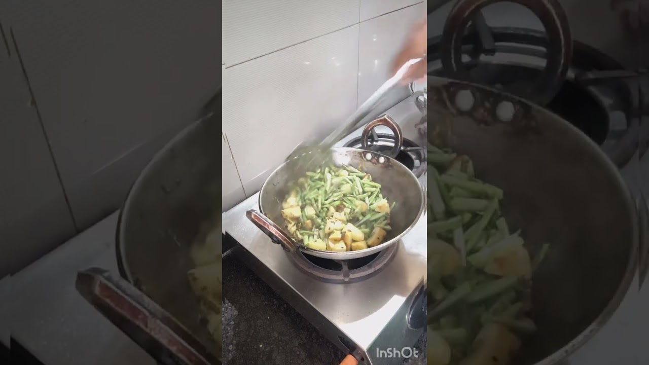 Barbatti/ lobiya fali aur aalu ki sabji...