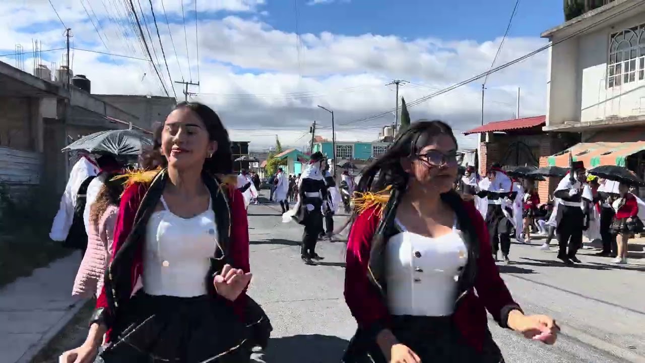Camada Monumental Netza (Foráneos) | Danceros 🎭🎩☂️🎶🎉