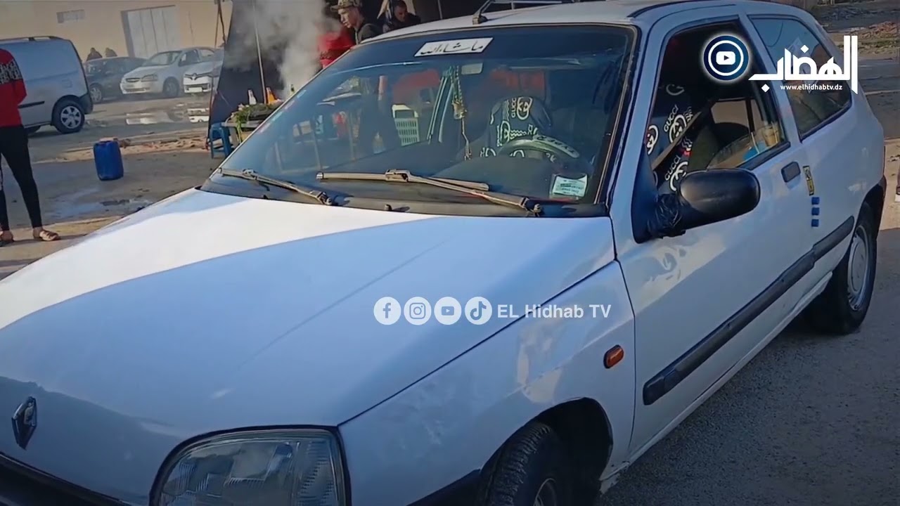 #شاهد .. صاحب #سيارة CLIO الجابونية الذي صنع الحدث بسوق السيارات يعود بفيديو و جديد و جابونية جديدة