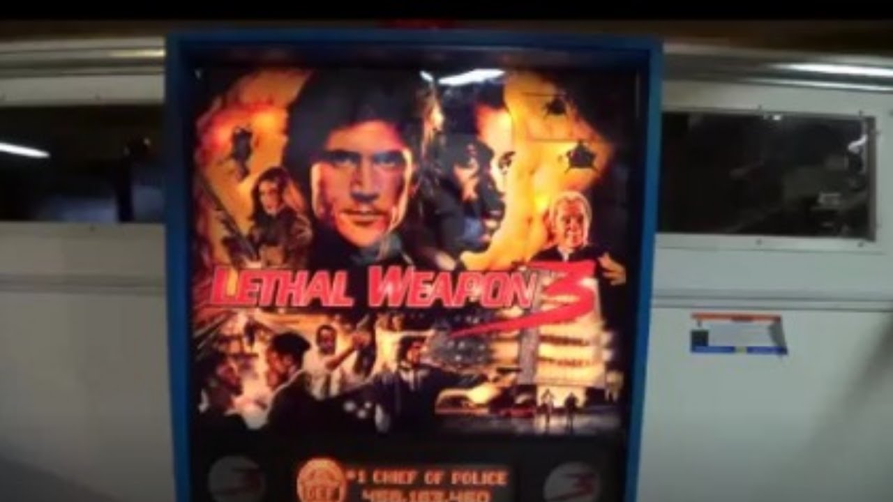 LETHAL WEAPON 3 PINBALL MACHINE - BY DATA EAST 1992
