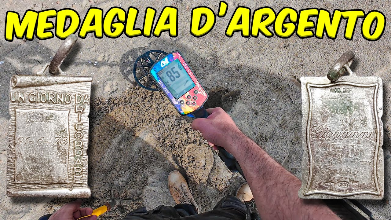 MEDAGLIA D'ARGENTO in SPIAGGIA!! - Ricerca con il METAL DETECTOR