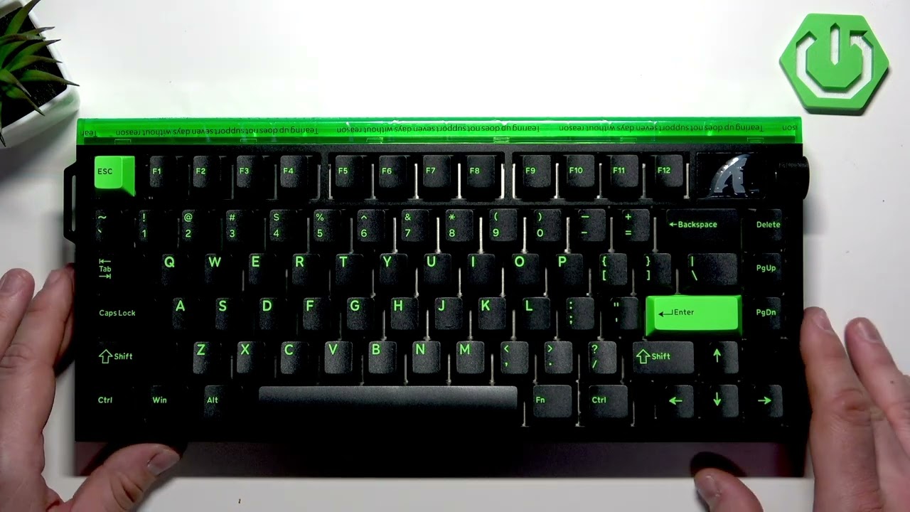 Attack Shark R85 - Does it have hot-swap switches?