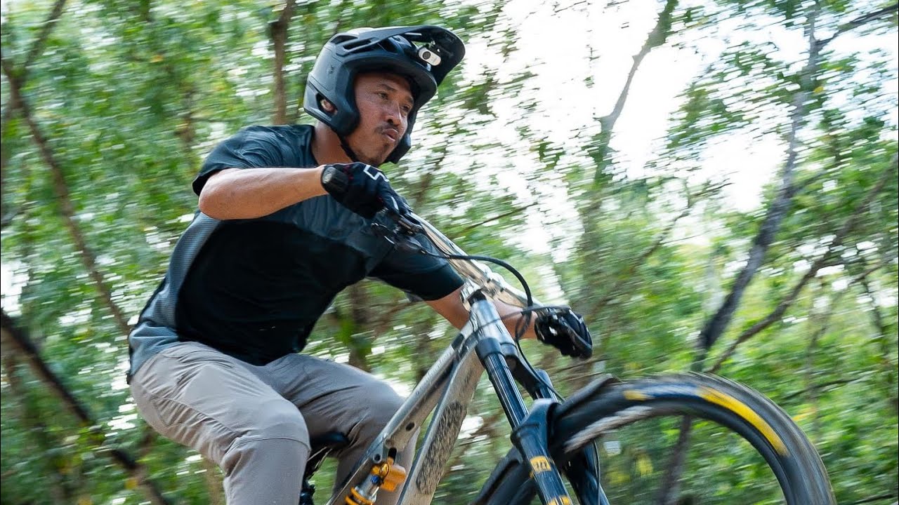 FOX Dropframe Pro RS Review