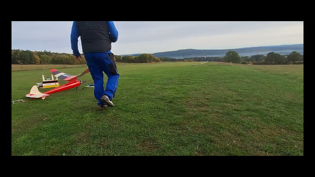 Benny Boxcar a Sailplane starty.