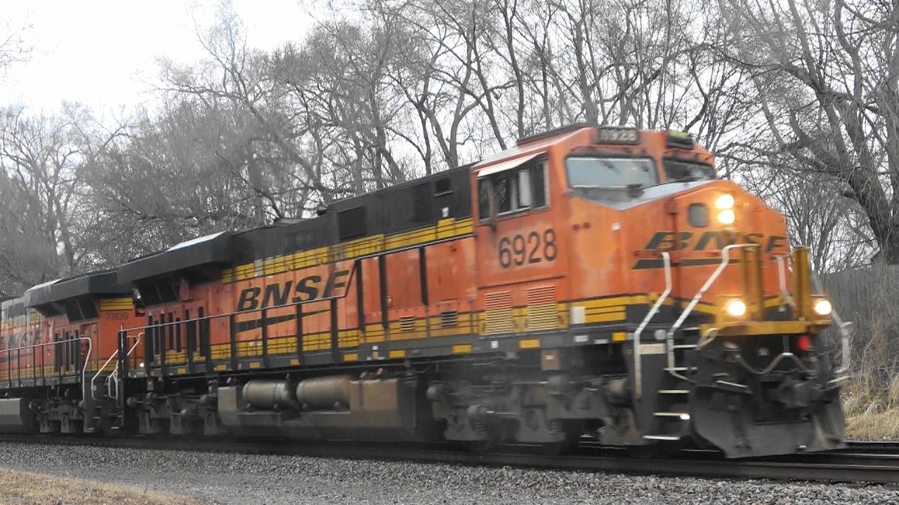 Iron Ore Trains Back On The BNSF, Colona, IL 3/15/26