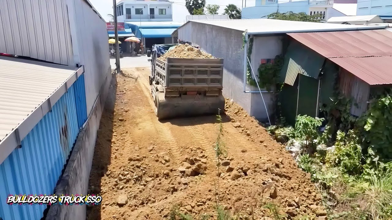 Fantistic!! Good Job Dozer D20p Skill Push Soil And Dump Truck Filling Soil