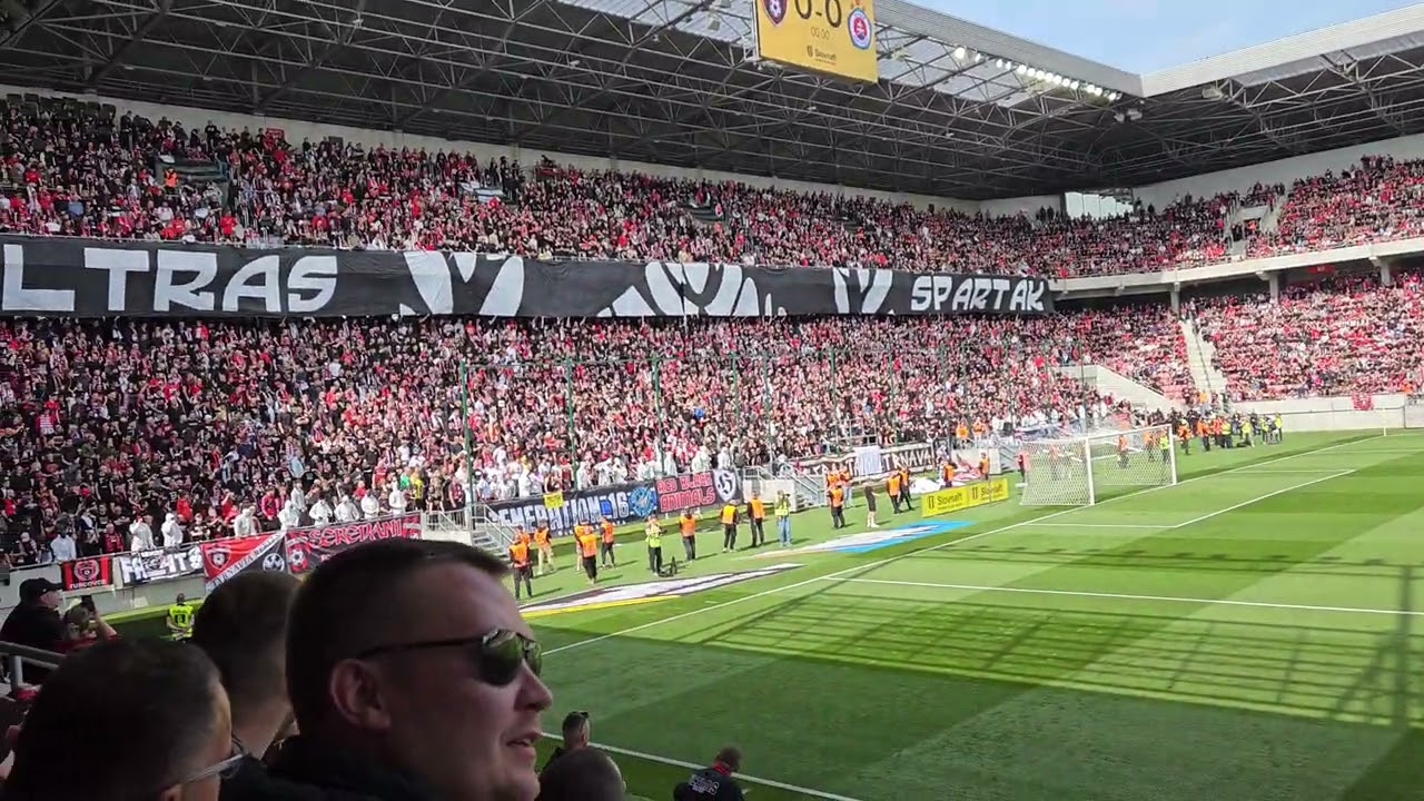 Trnava - Slovan finale Slovnaft cupu uvodne choreo 1.5.2023