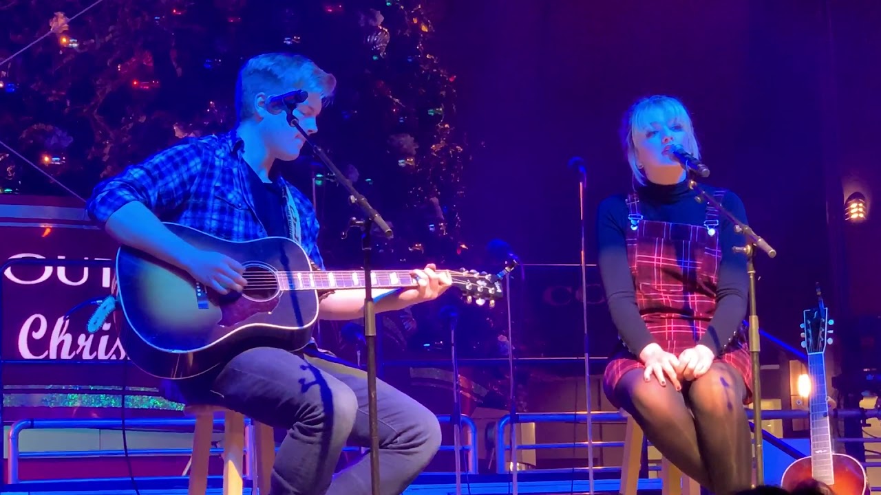 Maddie Poppe and Caleb Lee Hutchinson @ Citadel Tree Lighting - Silent Night